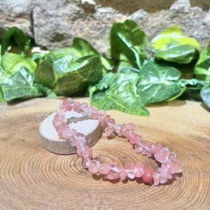 Crystal Chip Bracelet - Cherry Quartz