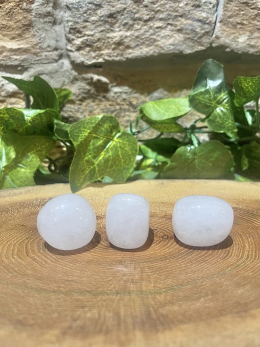 Snow Quartz Crystal 2cm