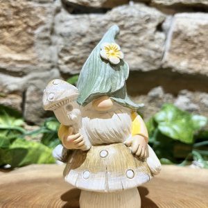 Flower Gonk on Mushroom