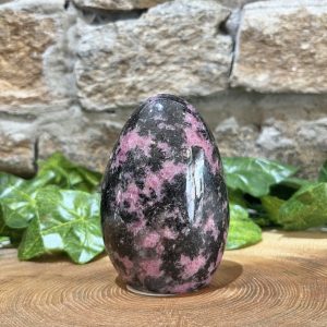 Rhodonite Crystal Free Form 8cm