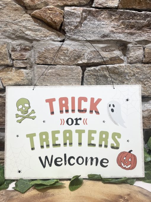 Trick Or Treaters Welcome Wooden Sign