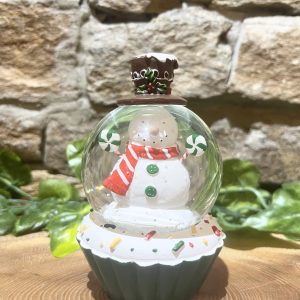 Cupcake Snowman Snowglobe