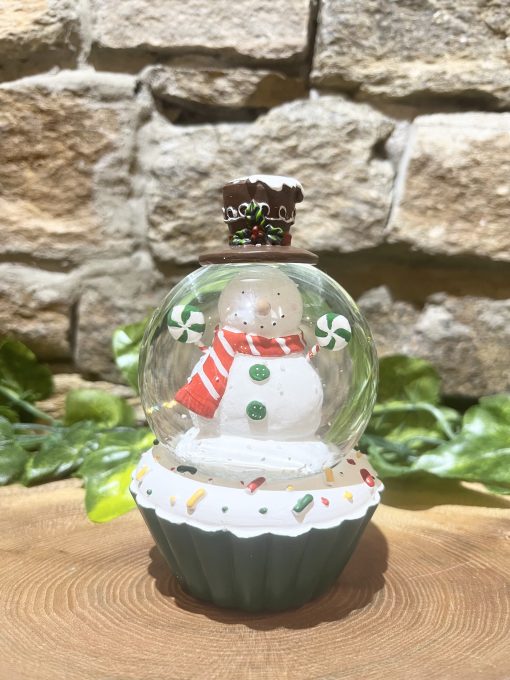 Cupcake Snowman Snowglobe