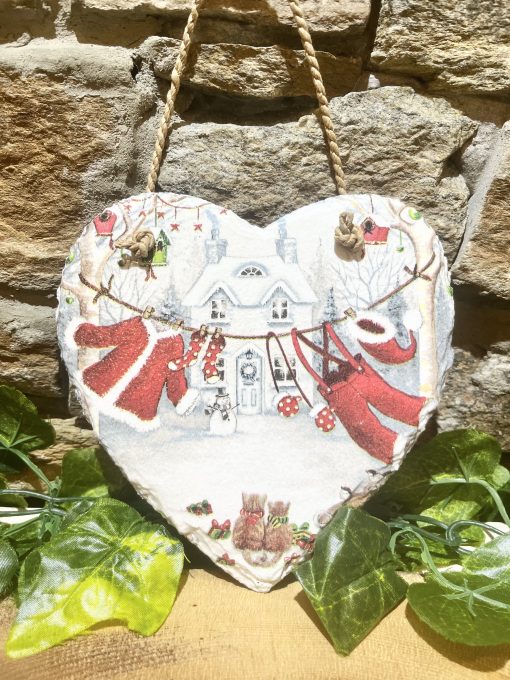 Decoupage Slate Heart Santas Washing Line
