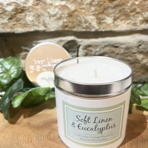 Best Kept Secrets Candle Soft Linen & Eucalyptus