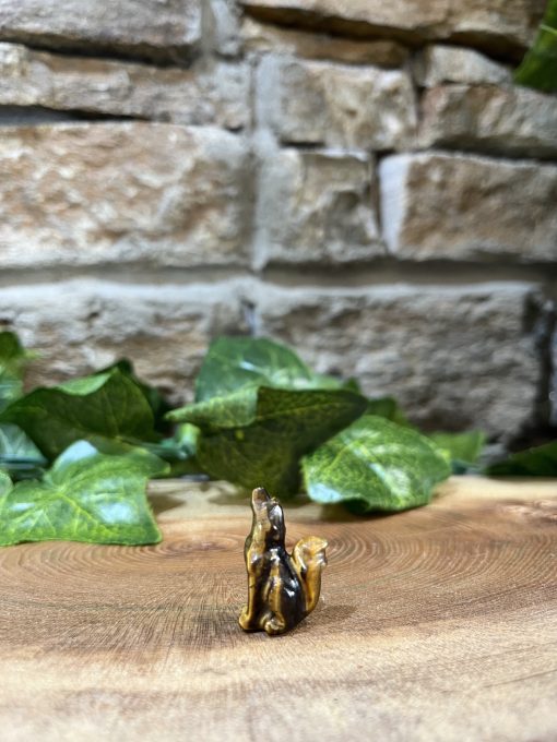 Tiger Eye Crystal Wolf 2.5cm