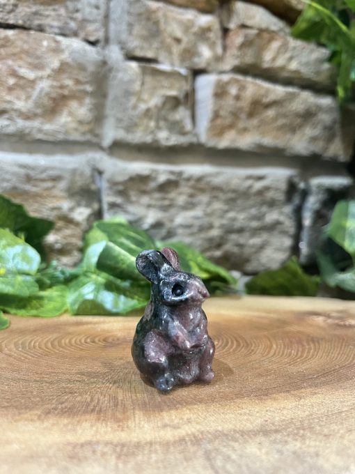 Garnet Crystal Bunny Rabbit 4cm