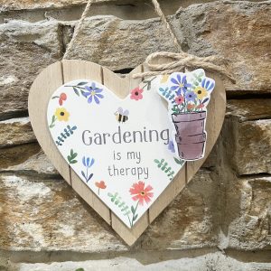 Love Heart Garden Plaque Therapy