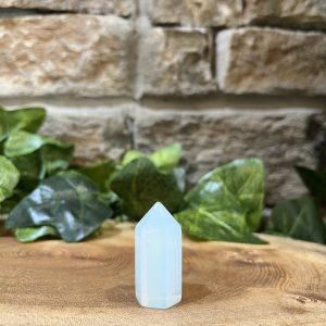 Opalite Crystal Point 3.5cm