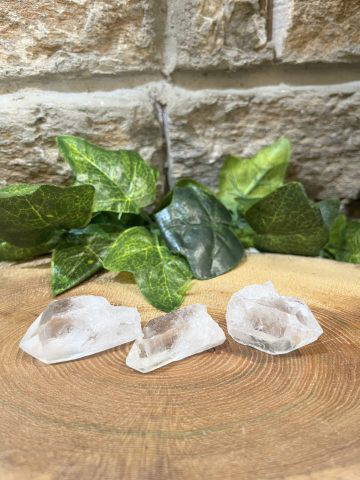 Clear Quartz Crystal Point 4cm