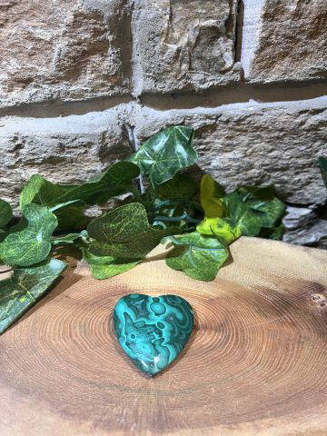 Malachite Crystal Heart 4cm - Image 2