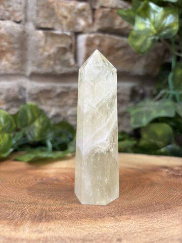Lemon Quartz Point 9cm