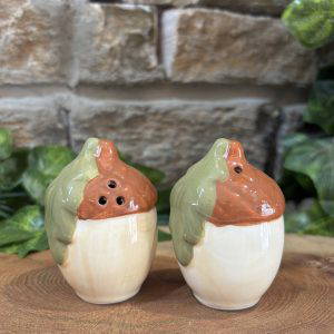 Acorn Salt & Pepper Set